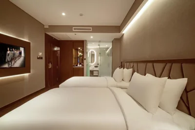 Grote twinkamer — Nhat Ha Lavish Hotel